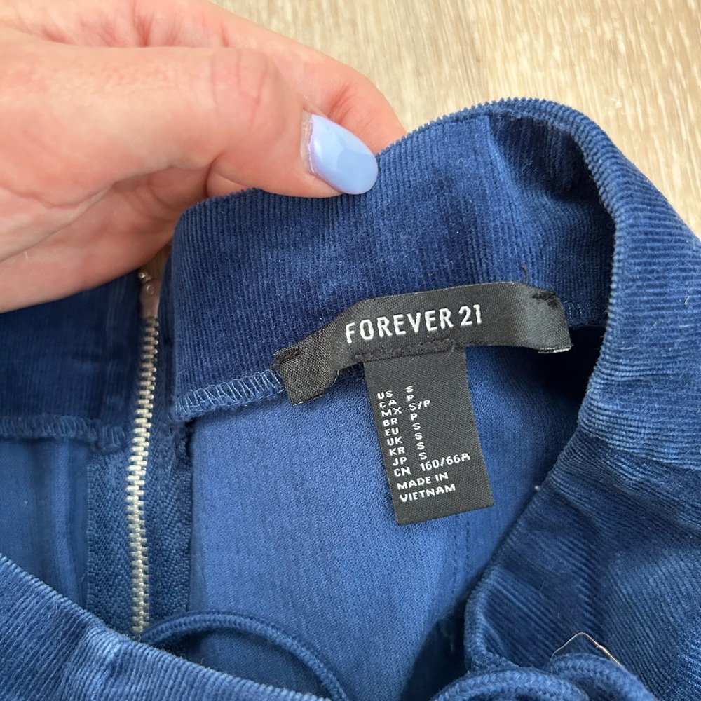 Forever 21 skirt